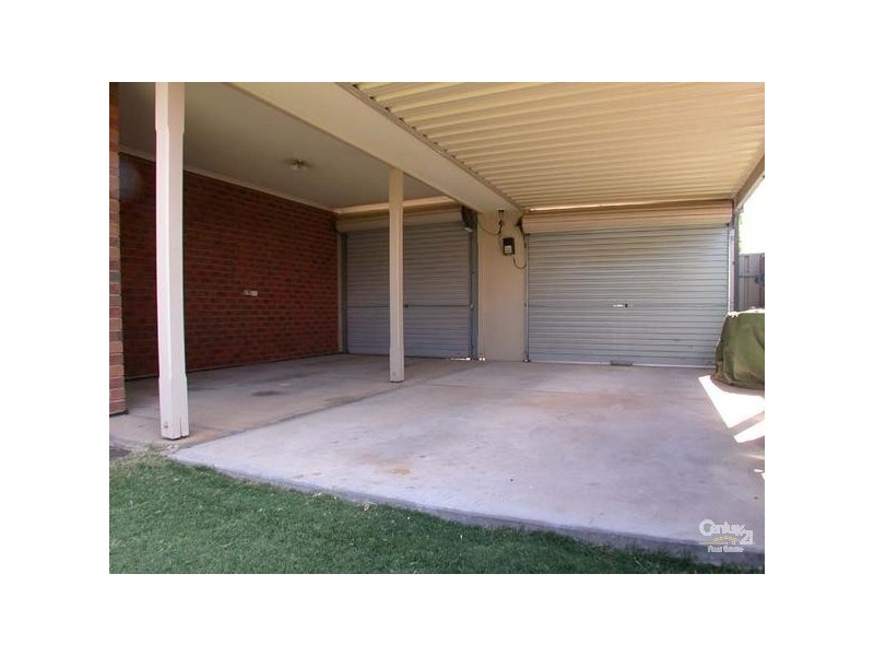 5 Weymouth Place, Seaford SA 5169