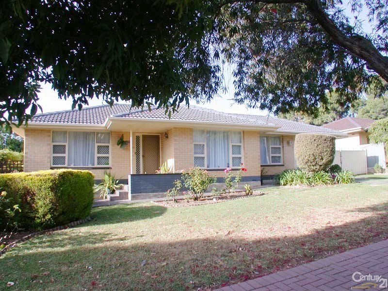 15 Blackwood Crescent, Morphett Vale SA 5162