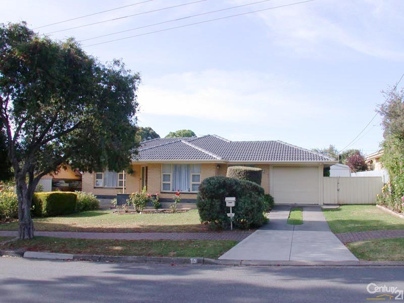 15 Blackwood Crescent, Morphett Vale SA 5162