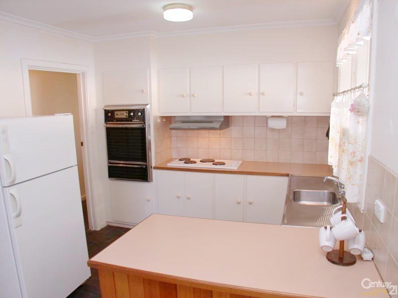 15 Blackwood Crescent, Morphett Vale SA 5162