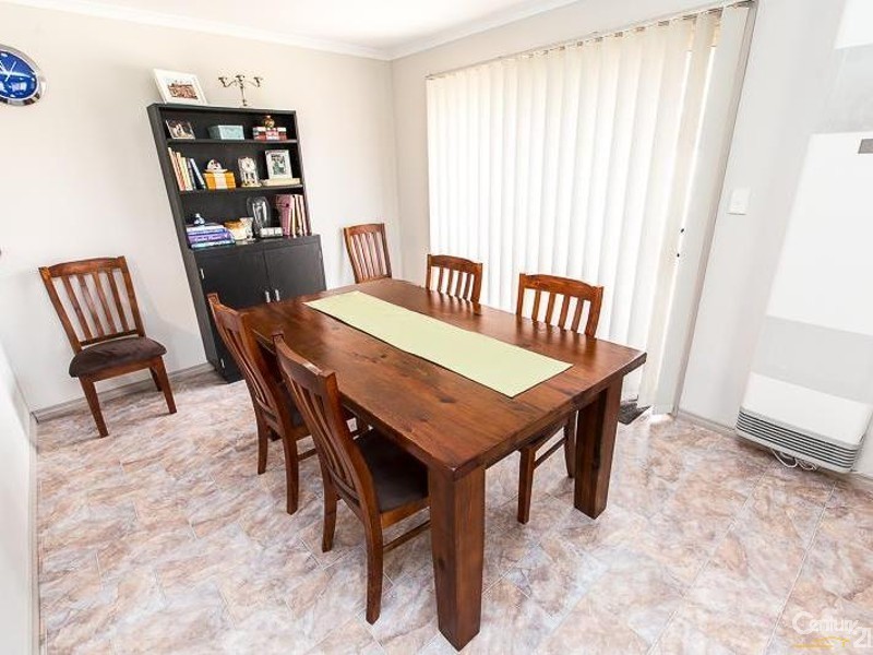 13  Mountain Ash Court, Hackham SA 5163