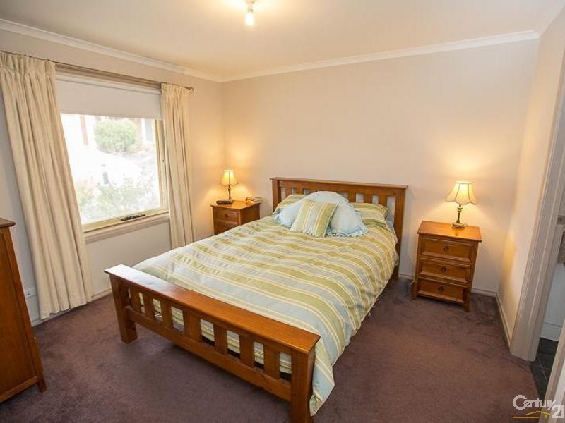 13  Mountain Ash Court, Hackham SA 5163