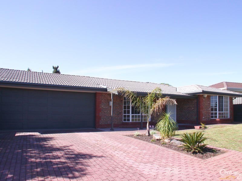 6 St Martins Court, Woodcroft SA 5162