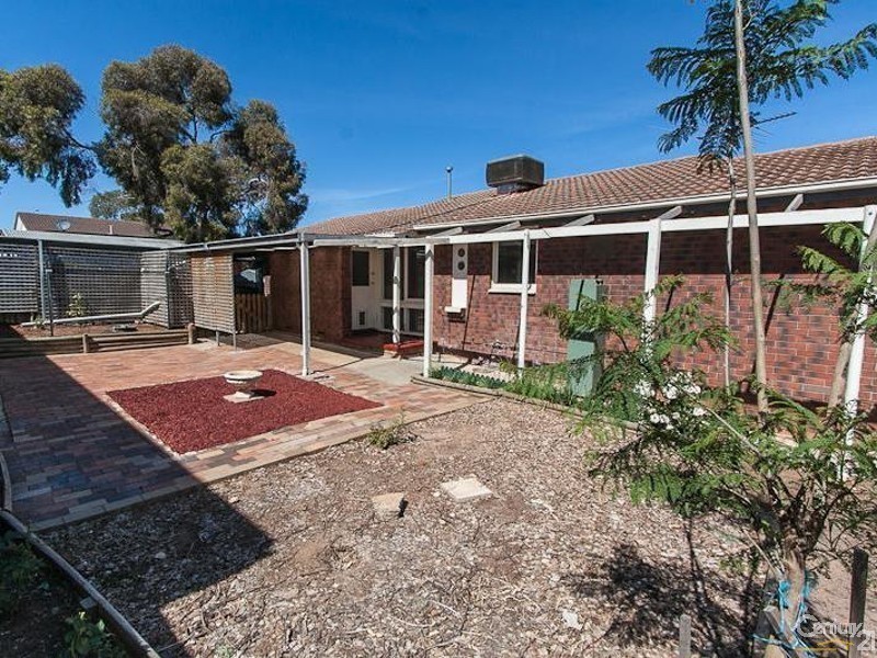 21 Buenavista Crescent, Hackham West SA 5163