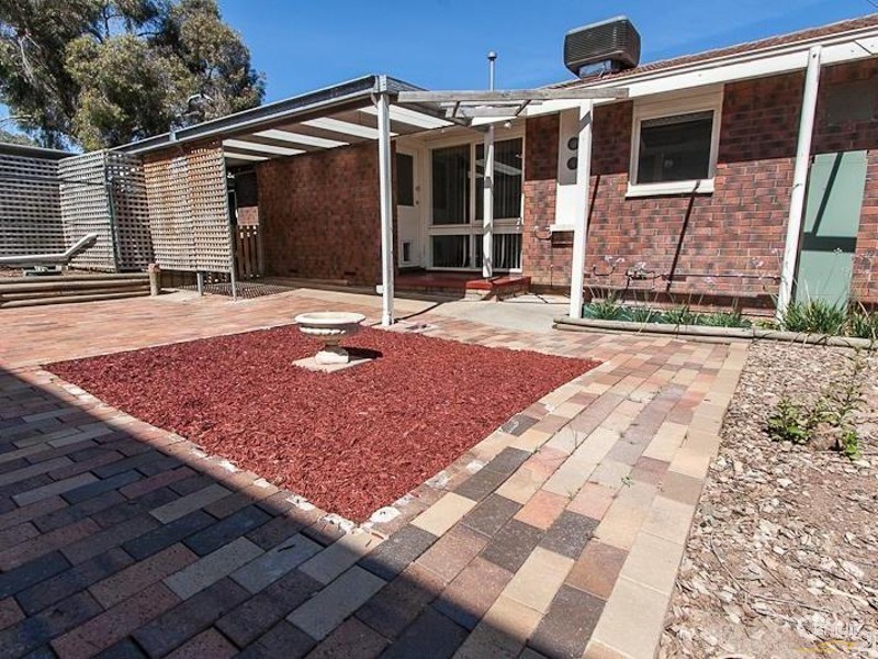 21 Buenavista Crescent, Hackham West SA 5163