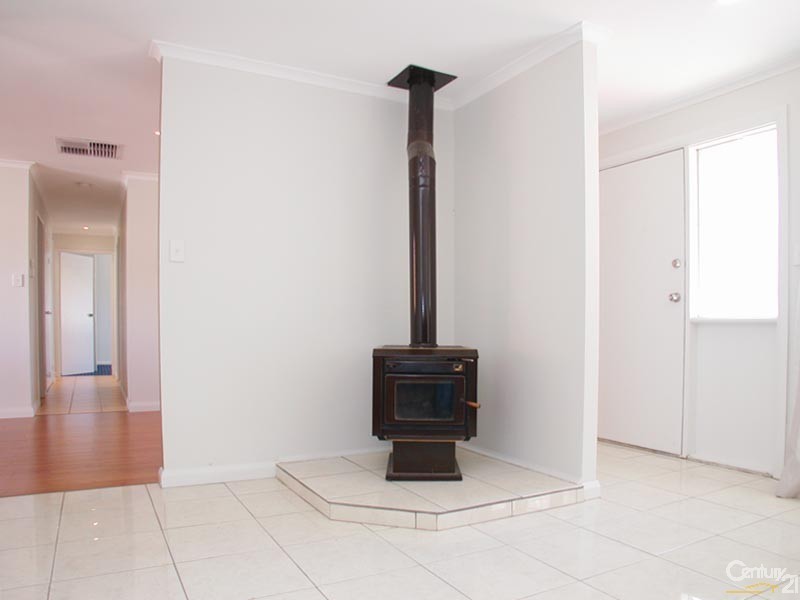 22 Troutbeck Crescent, Huntfield Heights SA 5163