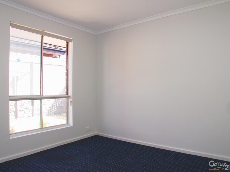 22 Troutbeck Crescent, Huntfield Heights SA 5163