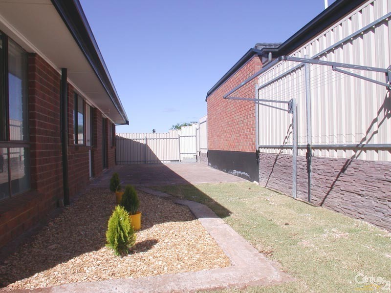 22 Troutbeck Crescent, Huntfield Heights SA 5163