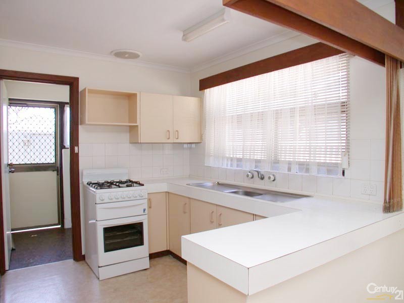 13 Tripoli Road, Happy Valley SA 5159