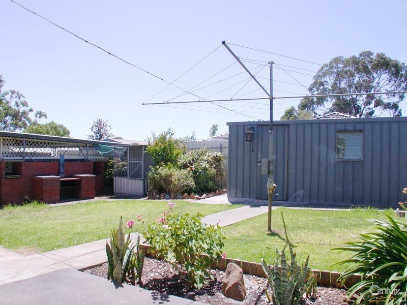 13 Tripoli Road, Happy Valley SA 5159