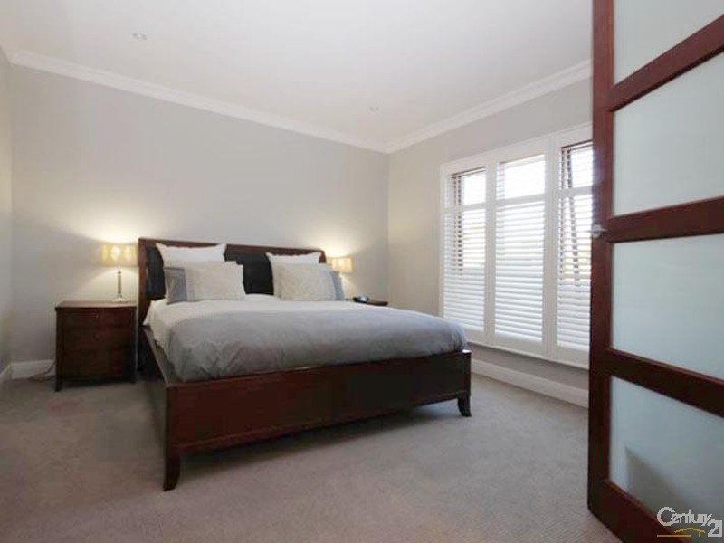 5 Connemara Way, Woodcroft SA 5162