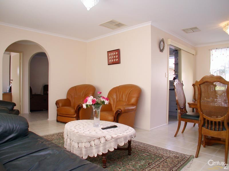 11 Jagger Crescent, Woodcroft SA 5162