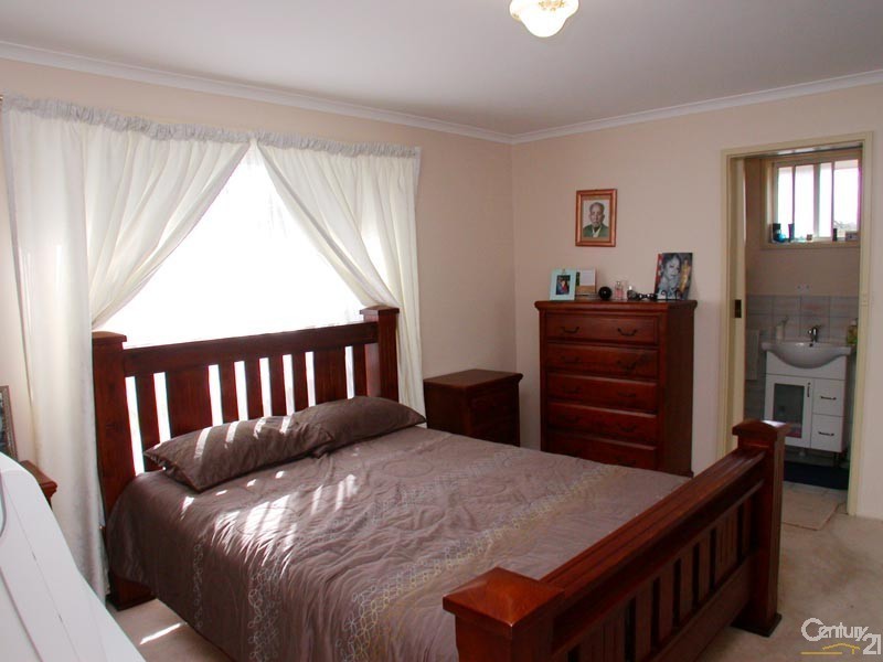 11 Jagger Crescent, Woodcroft SA 5162