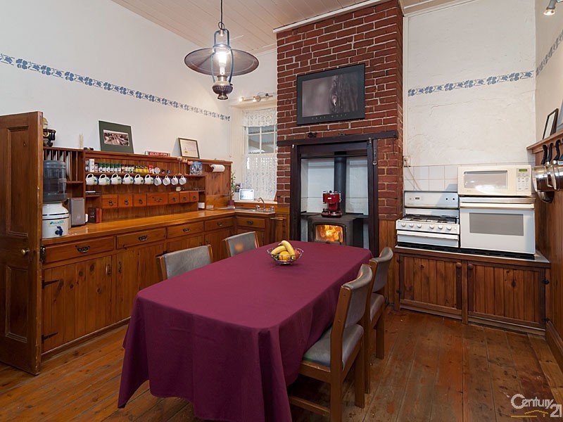 16 Murray Street, Strathalbyn SA 5255