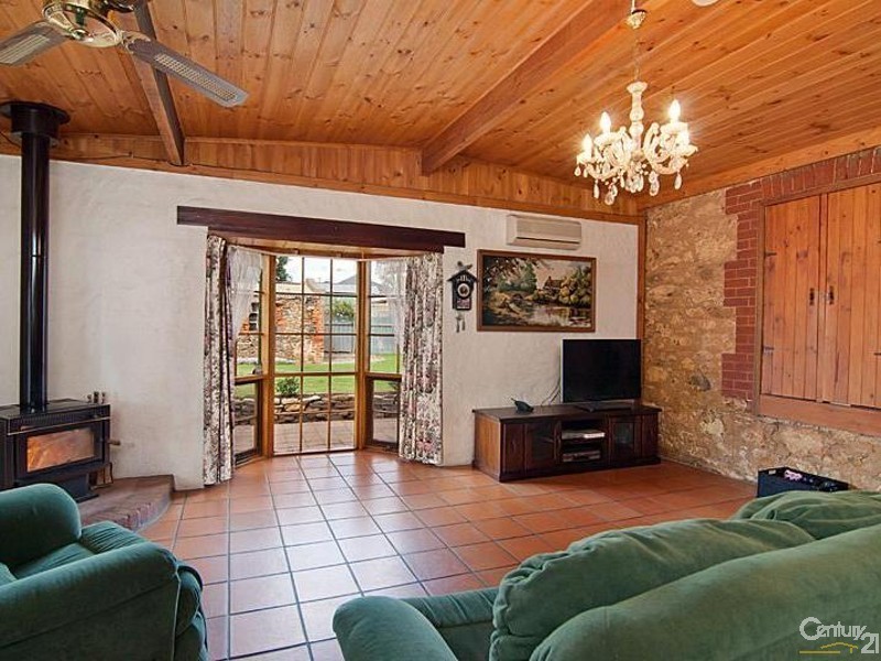 16 Murray Street, Strathalbyn SA 5255