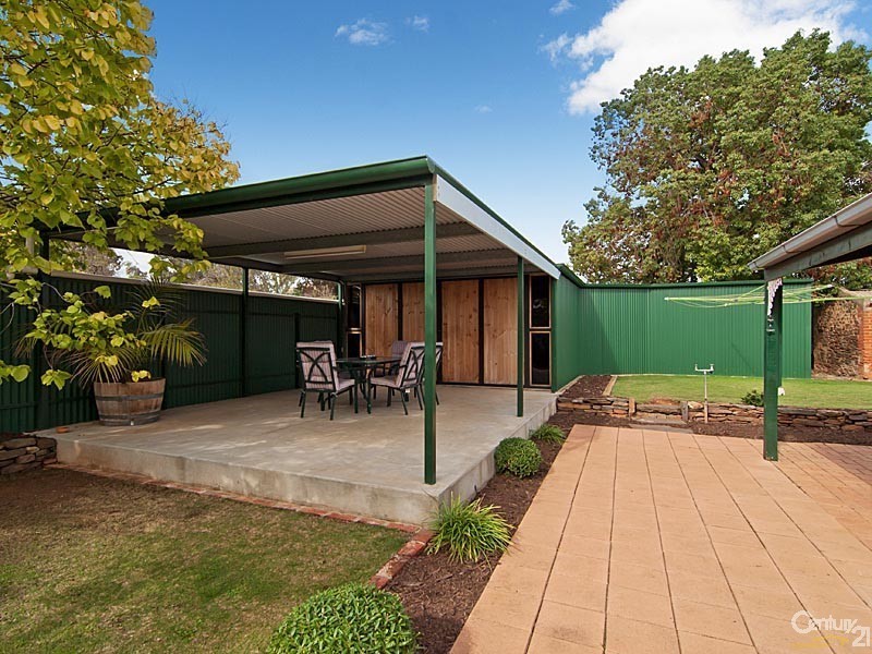 16 Murray Street, Strathalbyn SA 5255