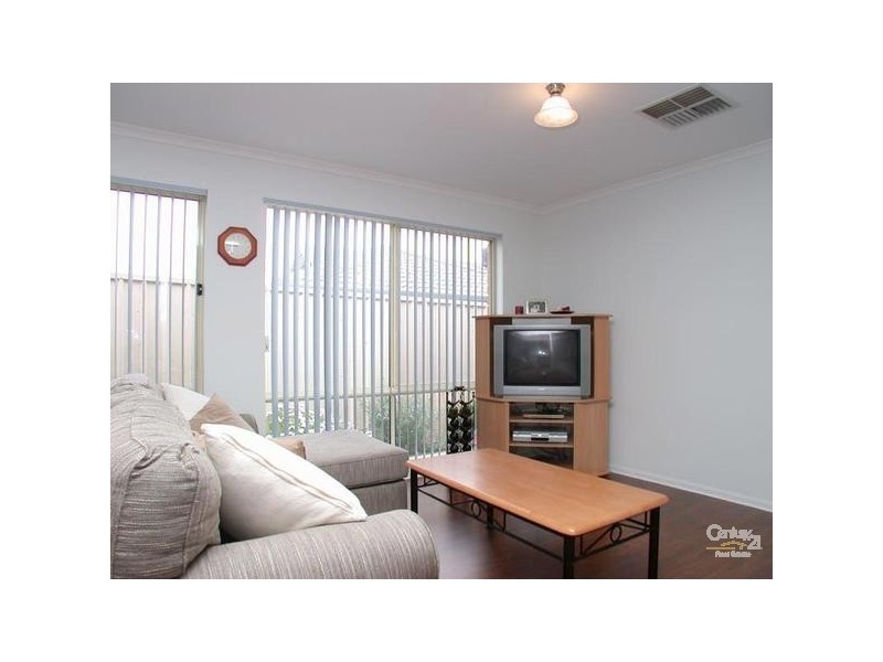 6 Swinton Close, Christie Downs SA 5164