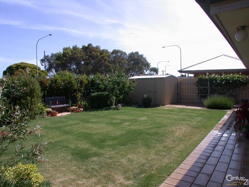 16 Stern Road, Seaford Meadows SA 5169