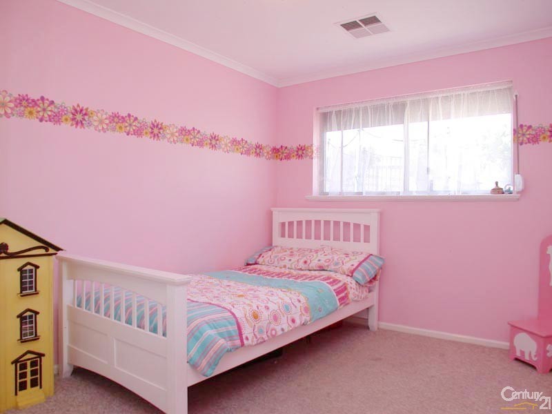 25 Hazeltine Drive, Seaford Rise SA 5169