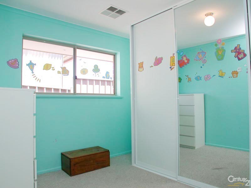 25 Hazeltine Drive, Seaford Rise SA 5169