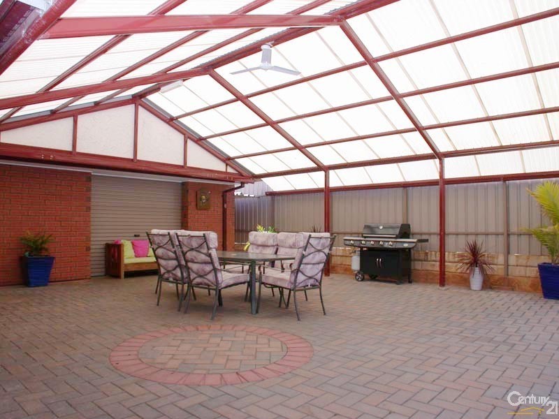 25 Hazeltine Drive, Seaford Rise SA 5169