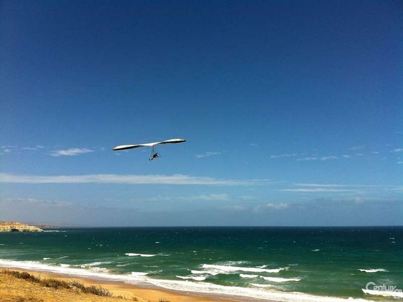 17 Seabreeze Crescent, Maslin Beach SA 5170