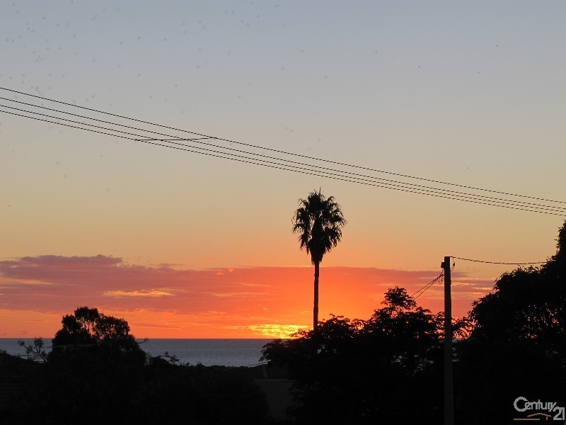 17 Seabreeze Crescent, Maslin Beach SA 5170