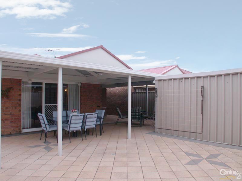 17 Sea Eagle Crescent, Seaford Rise SA 5169