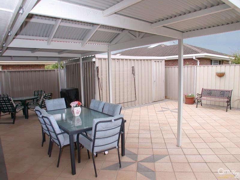 17 Sea Eagle Crescent, Seaford Rise SA 5169