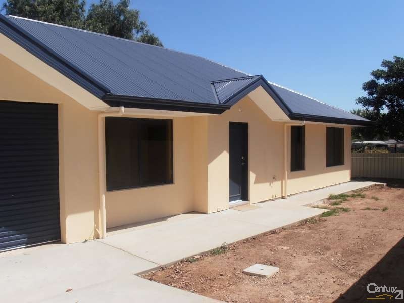 4A Elmo Street, Christie Downs SA 5164