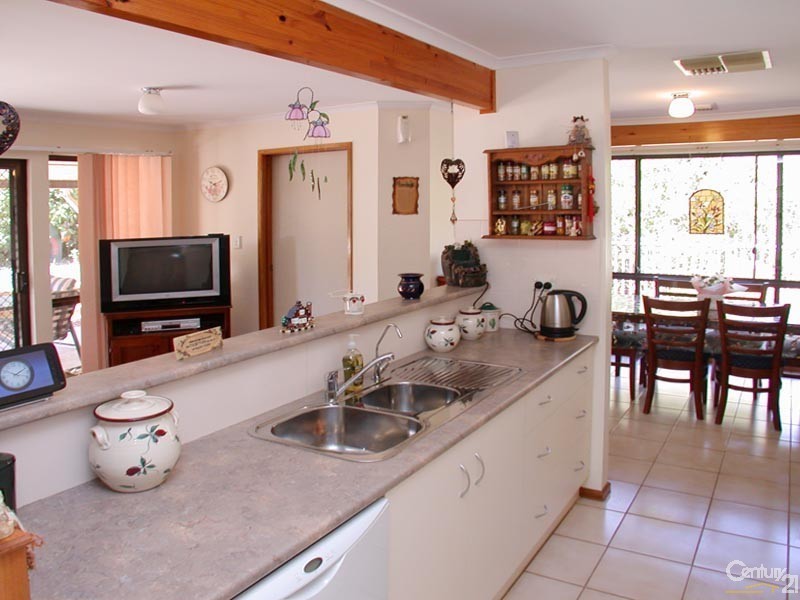 248 Pimpala Road, Woodcroft SA 5162