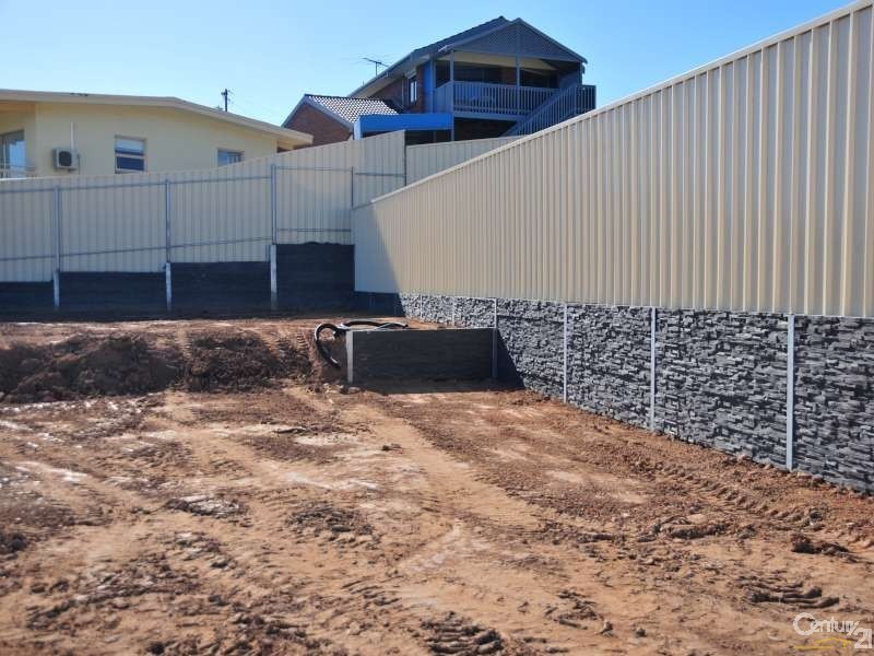 Lot 105 No 1 Gayundah Crescent, O’sullivan Beach SA 5166