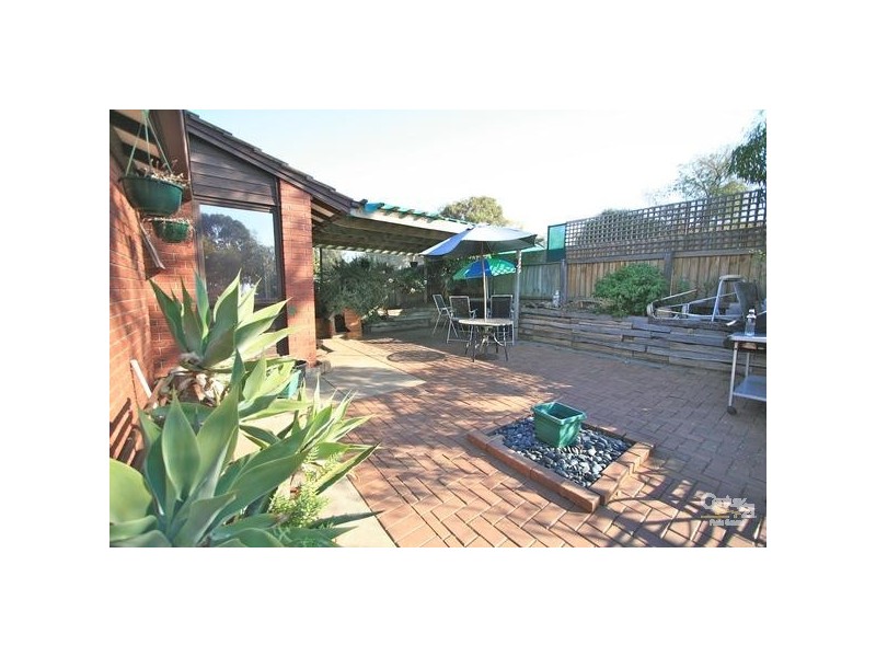 4 Fig Tree Crescent, Huntfield Heights SA 5163