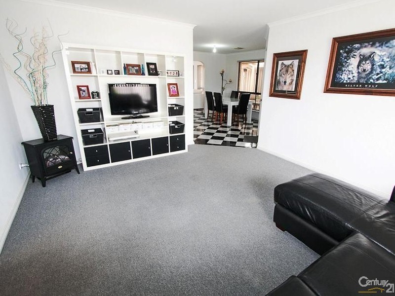 10 Henley Circuit, Seaford Rise SA 5169
