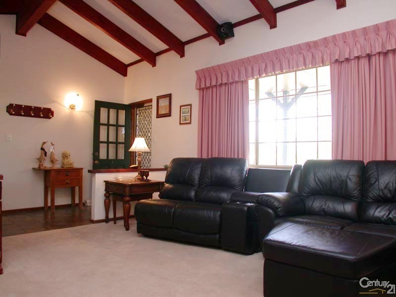 1 Wyman Way, Woodcroft SA 5162