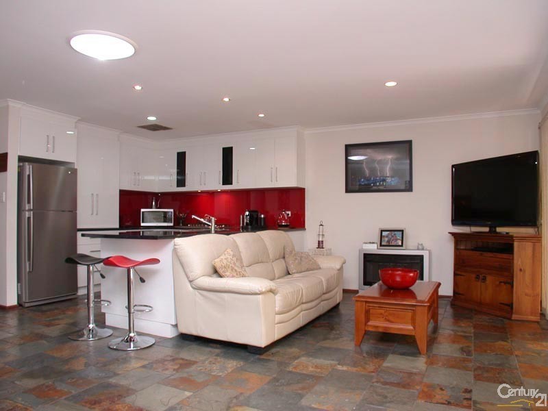 1 Wyman Way, Woodcroft SA 5162