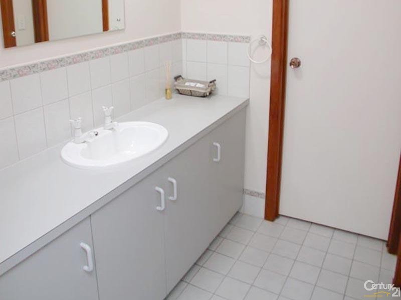 1 Wyman Way, Woodcroft SA 5162