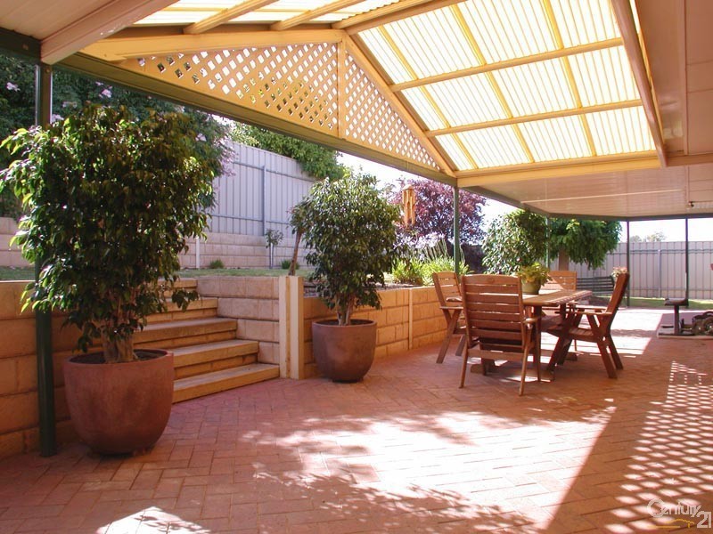 1 Wyman Way, Woodcroft SA 5162
