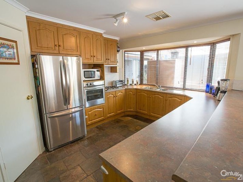 10 Darwendale Street, Huntfield Heights SA 5163