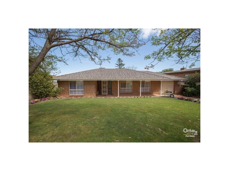28 Second Avenue, Moana SA 5169