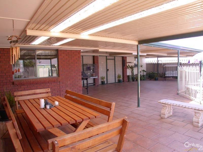15 Peony Court, Morphett Vale SA 5162