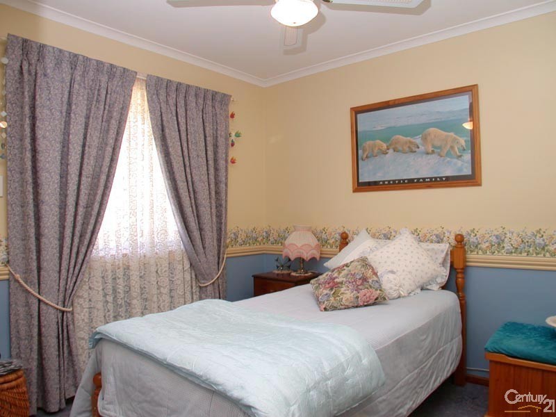 15 Peony Court, Morphett Vale SA 5162