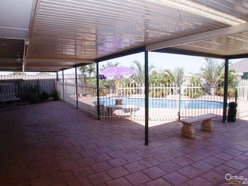 15 Peony Court, Morphett Vale SA 5162