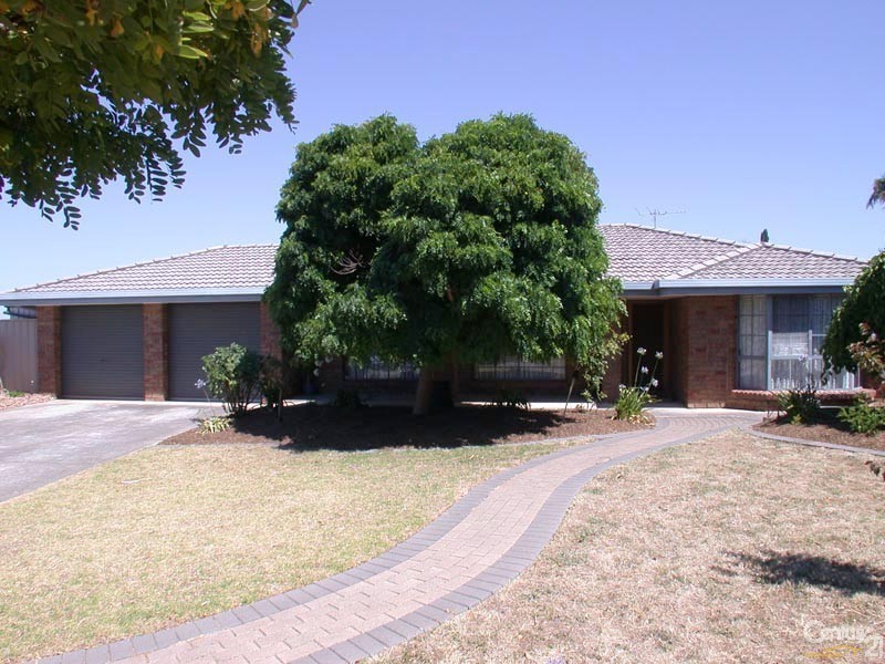 15 Peony Court, Morphett Vale SA 5162