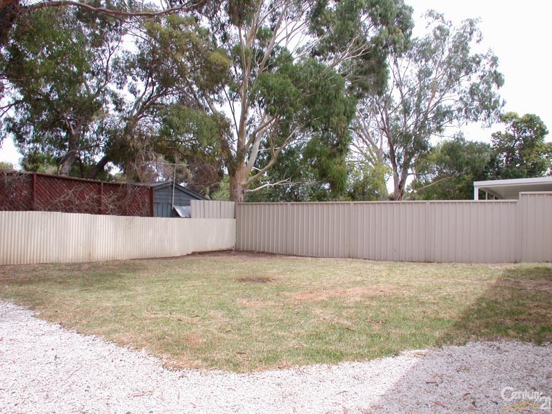 10 Liza Road, Happy Valley SA 5159