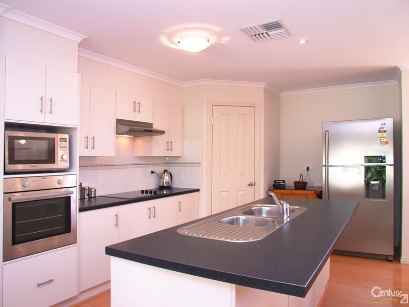 23 Jaguar Avenue, Port Willunga SA 5173