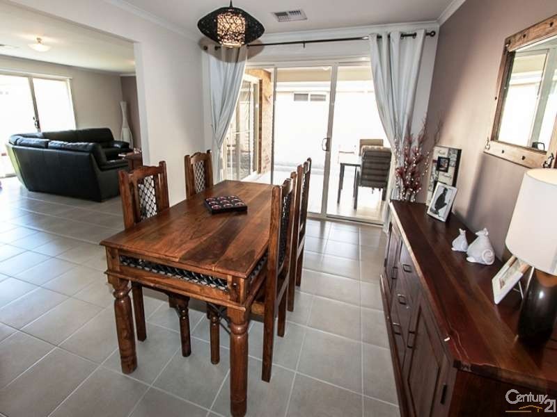 10 Navigation Street, Seaford Meadows SA 5169