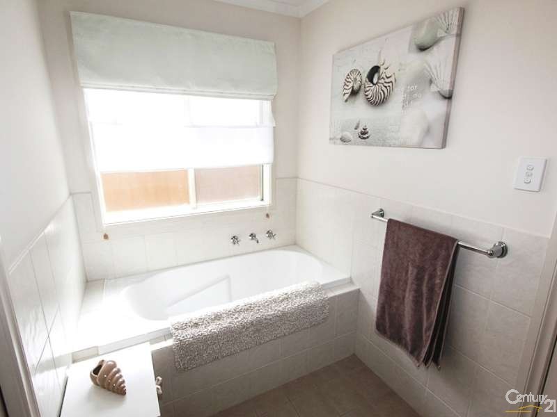 10 Navigation Street, Seaford Meadows SA 5169