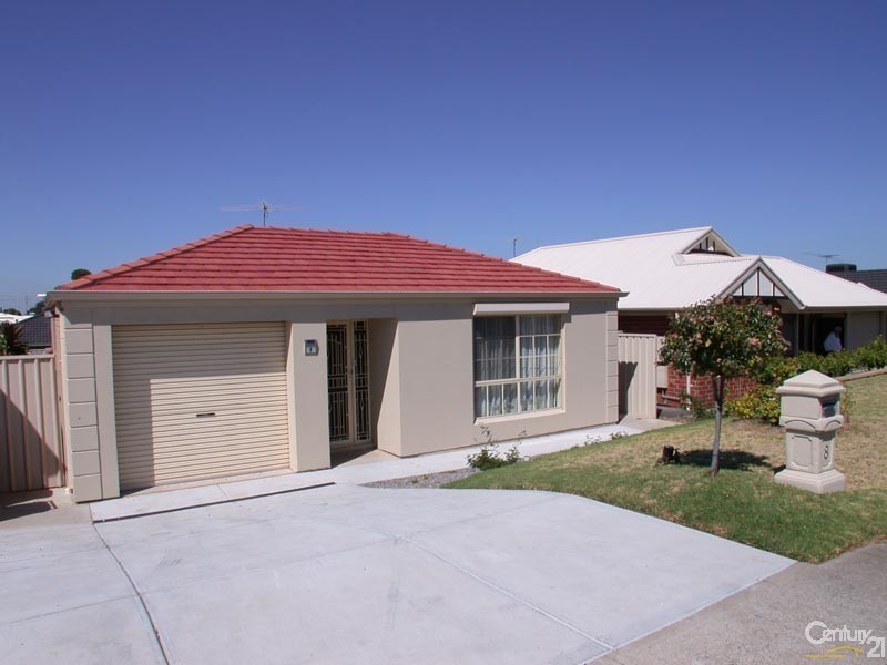 8 Hartland Avenue, Christie Downs SA 5164