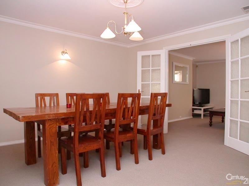 5 Skylark Close, Flagstaff Hill SA 5159